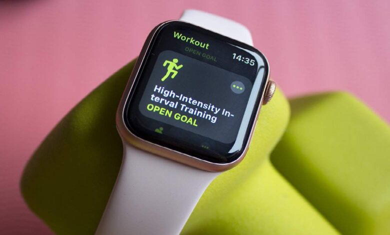 How A Smartwatch Can Motivate You To Be Fit