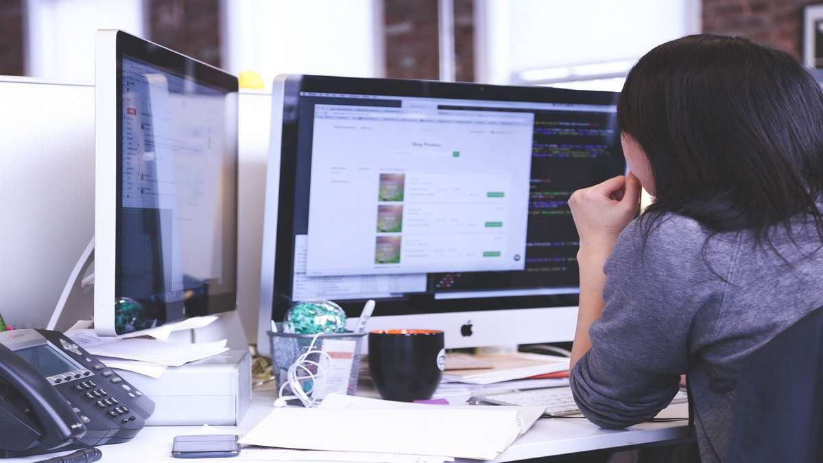How to Utilize The Digital World to Get Closer to Your Customer Base