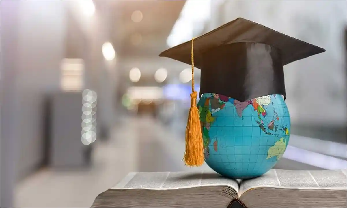Mistakes Students Make When Choosing Study Abroad Consultants